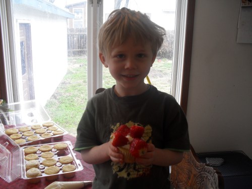 Owen & his cupcake creation