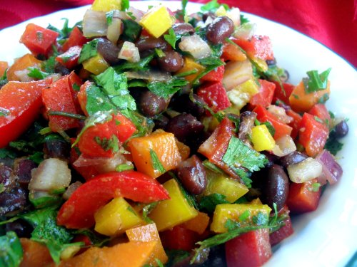 black bean peppers salad