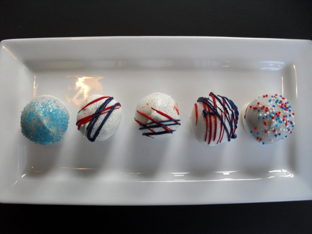 july 4 cake balls 2010