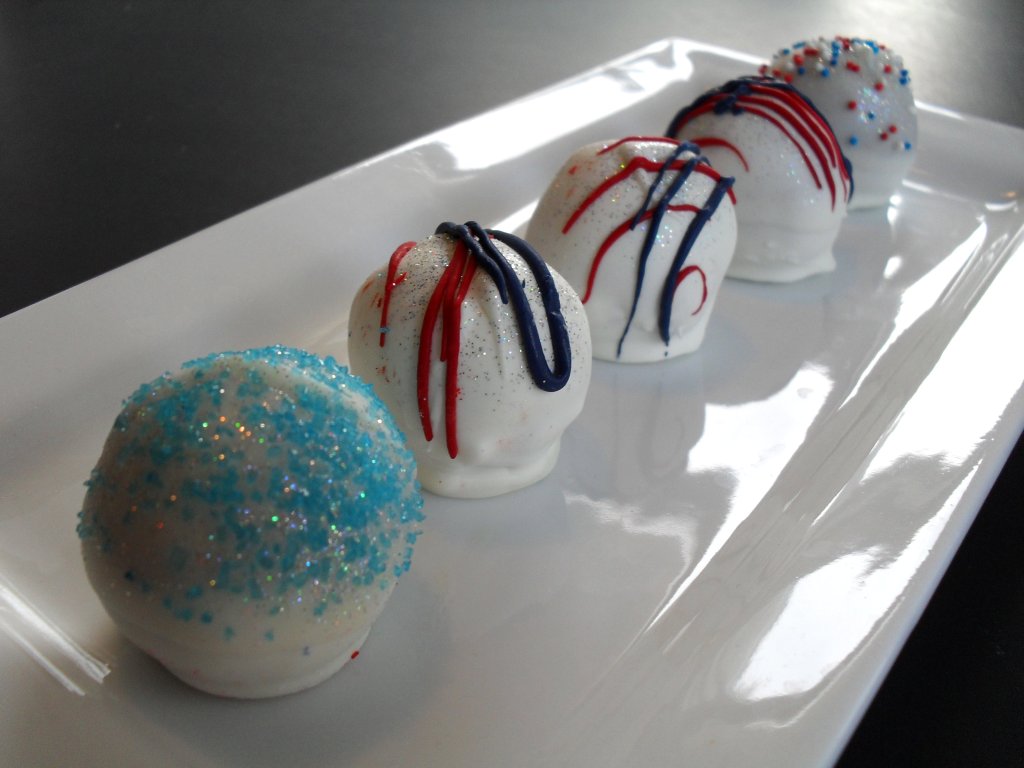 july 4 cake ballsb 2010