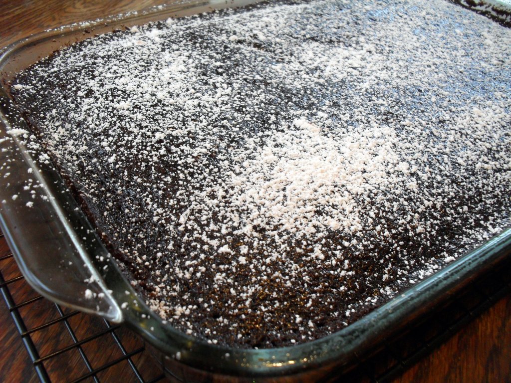 Wacky Cake {Vegan}