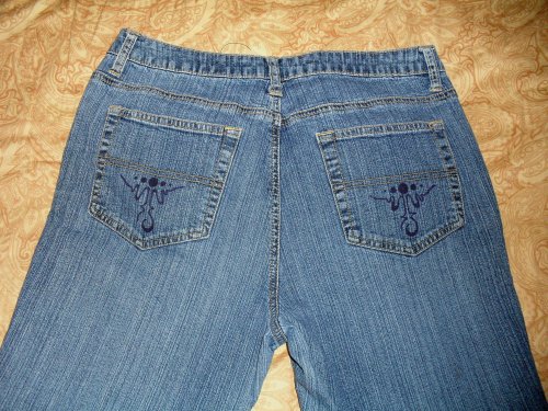 she even did the back pockets!