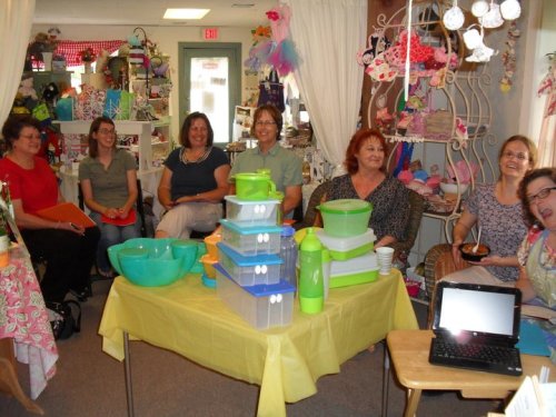 Flying Pig Tupper Party