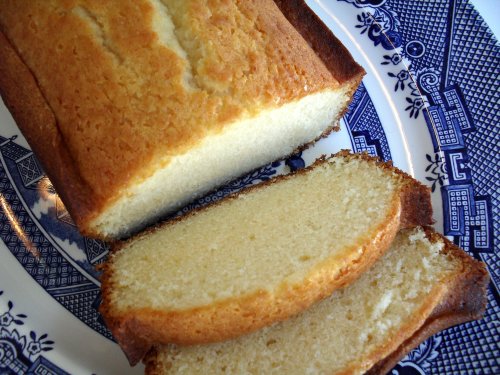 Condensed Milk Pound Cake | veronicascornucopia.com