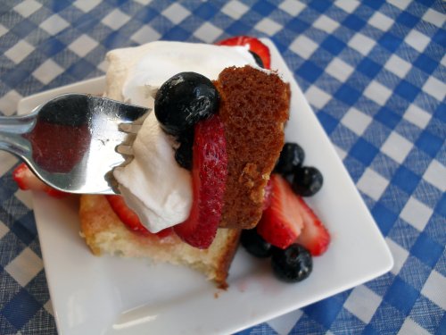 Condensed Milk Pound Cake | veronicascornucopia.com