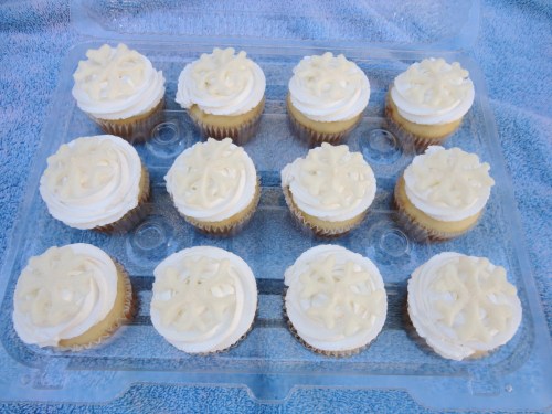 white christmas cupcakes